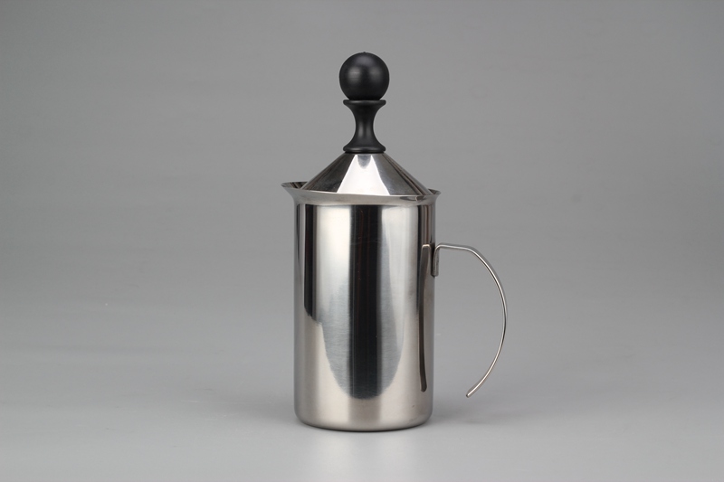 Stainless Steel Coffee Milk Frother in China